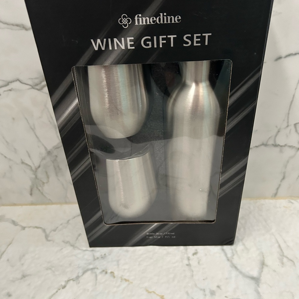 Silver Wine Gift Set